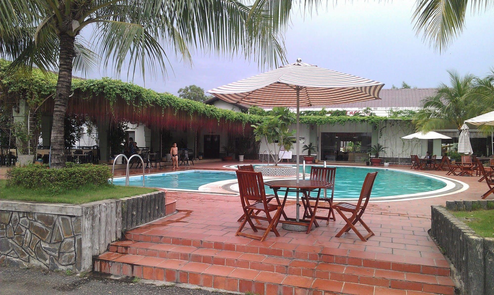 Sao Mai Phu My Resort Esterno foto